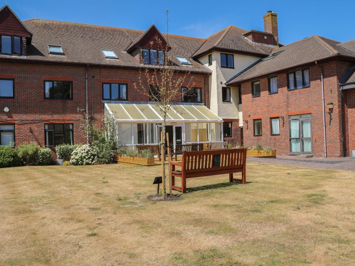 Flat 33 - Marine Court Villa Littlehampton Exterior photo